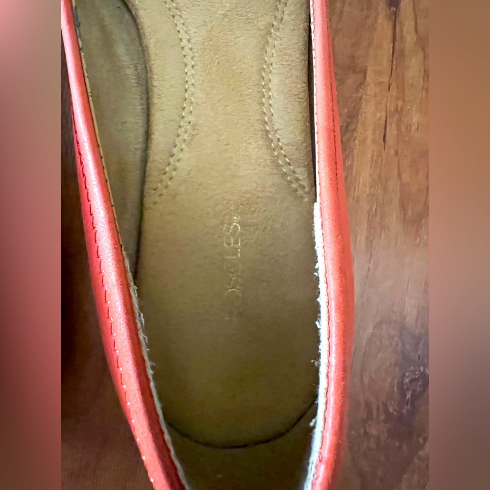 $7/bundle 🦋 EUC Aerosoles cute flats shoes, size 8 (tag 8.5 run small). - Picture 2 of 6